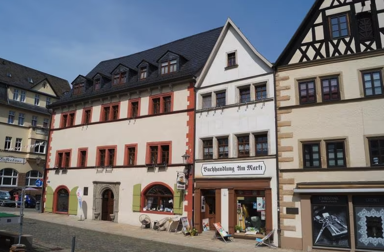 Ihre Chance: Buchhandlung am Markt zu vermieten